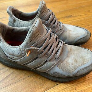 adidas Ultra Boost S&L Light Granite Men's size 10 beaters worn used trashed gym